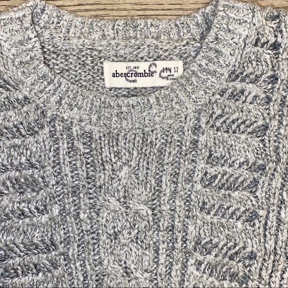 Gray Sweater size 11/12 - Picture 2 of 3